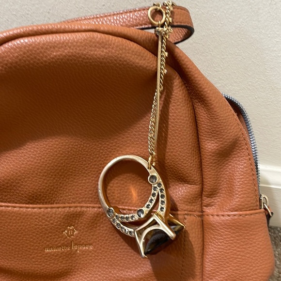 Statement Jewelry Bag Charm Very Unique Gold Ring For Your Purses - Picture 1 of 9